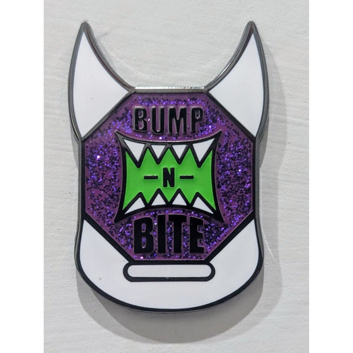 Bump-N-Bite LOGO PIN #23 Reverse *LE 35*